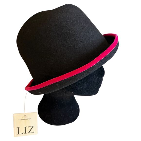 Liz Claiborne Wool Cloche Hat Black Raspberry Trim - Picture 2 of 4